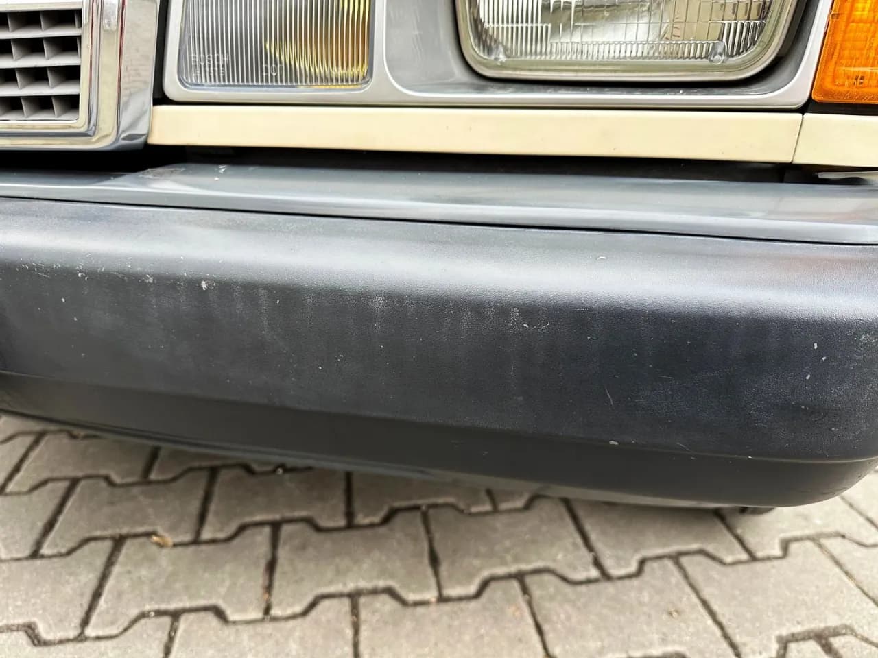 Czym pomalować zderzak plastikowy, aby uzyskać trwały efekt? Czym pomalować zderzak plastikowy, aby uzyskać trwały efekt?