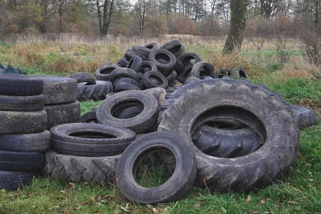 Ile płacą cementownie za opony? Ceny, które mogą cię zaskoczyć Ile płacą cementownie za opony? Ceny, które mogą cię zaskoczyć