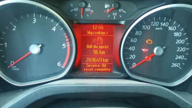 Jak skasować komunikat o koniecznej wymianie oleju w Fordzie? Jak skasować komunikat o koniecznej wymianie oleju w Fordzie?
