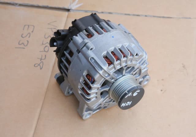 Uszkodzone sprzęgło alternatora objawy - jak je rozpoznać i uniknąć kosztów Uszkodzone sprzęgło alternatora objawy - jak je rozpoznać i uniknąć kosztów